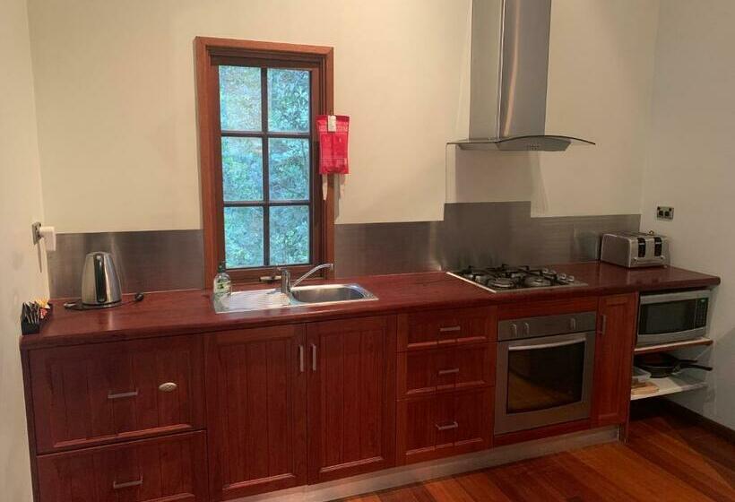 בית, 2 חדרי שינה, Hidden Haven Barrington Tops