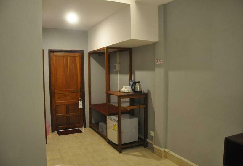 غرفة ديلوكس سرير كينج, Pilgrims Kitchen & Inn