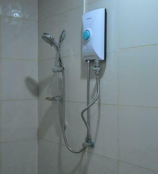 غرفة ديلوكس ثلاثية, Pilgrims Kitchen & Inn