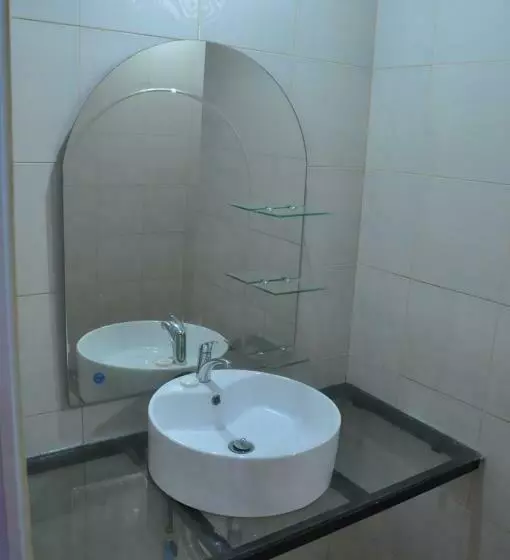 اتاق لوکس با تخت بزرگ, Pilgrims Kitchen & Inn