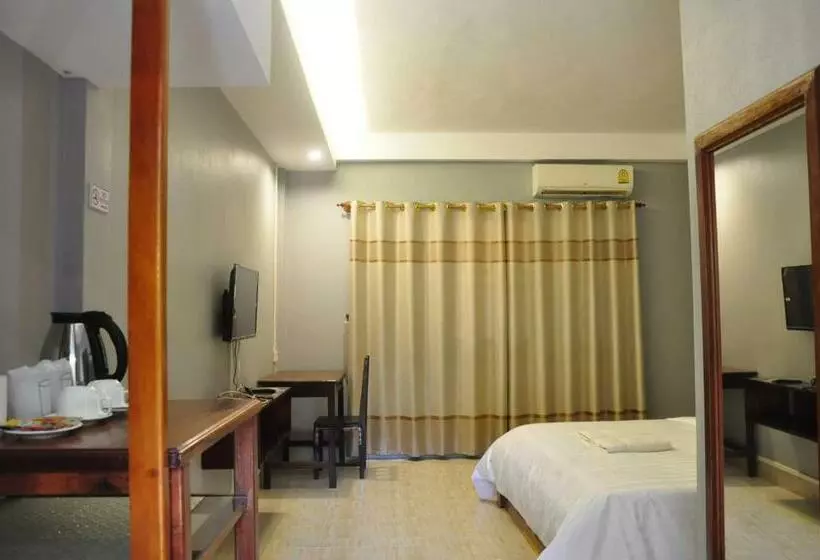 اتاق لوکس با تخت بزرگ, Pilgrims Kitchen & Inn