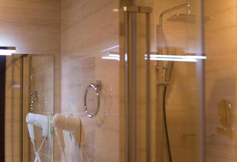 اتاق لوکس, Solutel