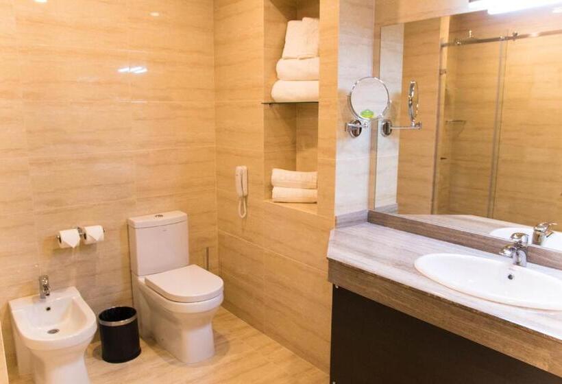 اتاق لوکس, Solutel