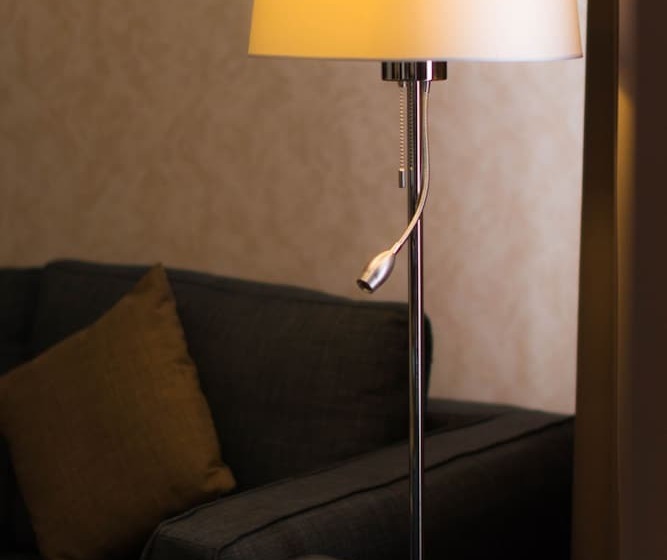 اتاق لوکس, Solutel