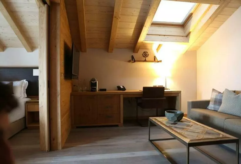 スイート, The Capra Saasfee
