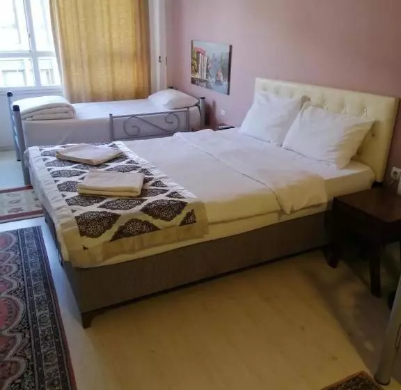 スタンダード４人部屋, Istanbul Hotel&guesthouse