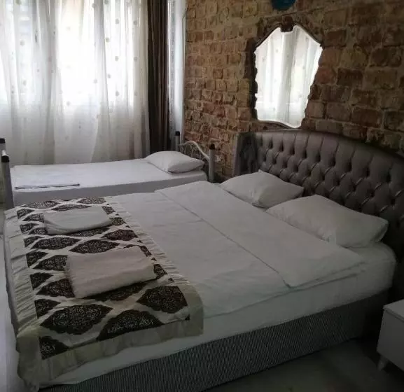 スタンダード４人部屋, Istanbul Hotel&guesthouse