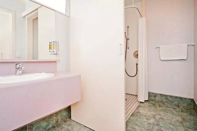 身障者適用スタンダードルーム, Legends Motel