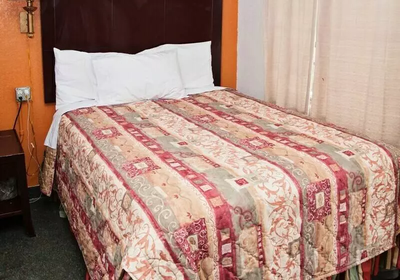 Economy-huone Parivuode, Mustang Motel