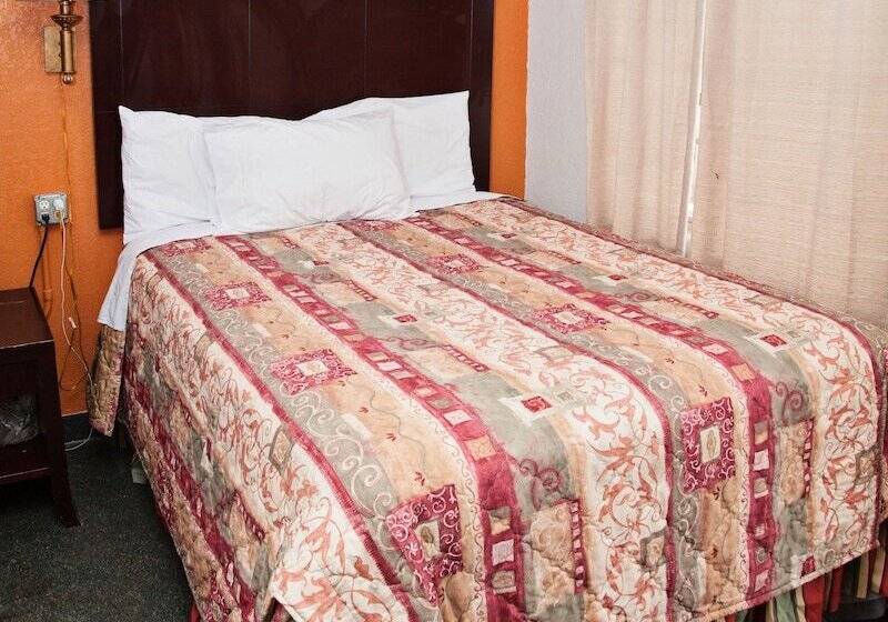 חדר אקונומי מיטה זוגית, Mustang Motel