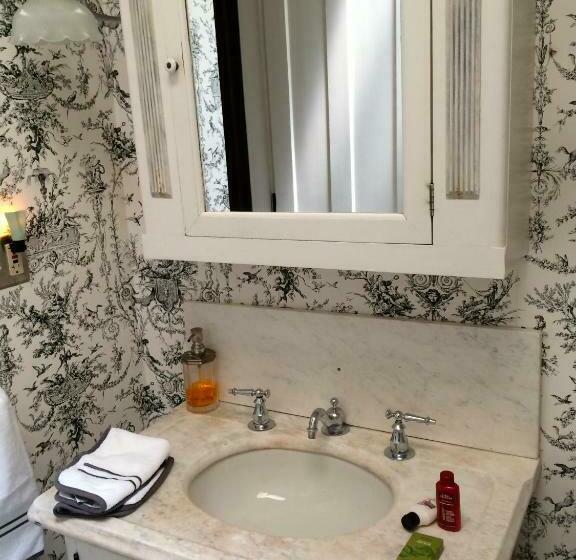 レイクビュースタンダードルーム, Oakcliff Bed And Breakfast