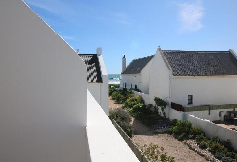 غرفة ديلوكس مزودة بشرفة, Baywatch Guest House