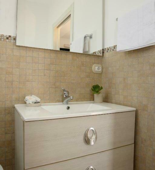 חדר סטנדרט, Corte Rondine B&b