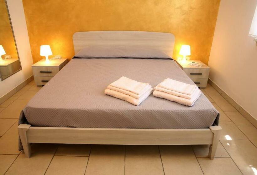 חדר סטנדרט, Corte Rondine B&b