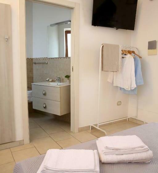 标准间, Corte Rondine B&b