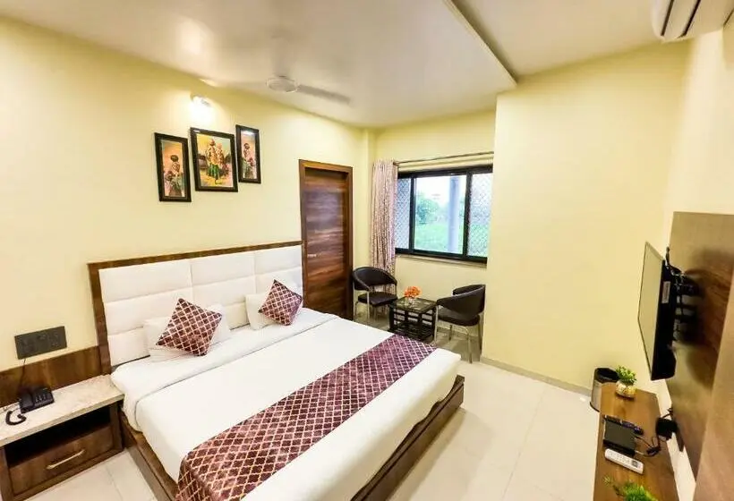 Deluxe Zimmer Kingsize Bett, Hillcrest Palace