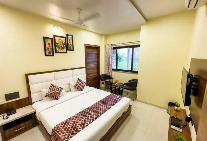 Deluxe Zimmer Kingsize Bett, Hillcrest Palace