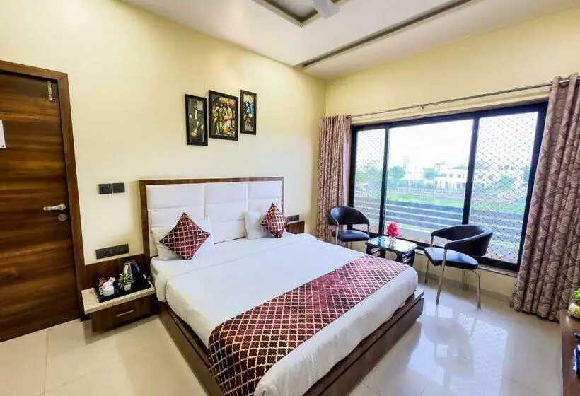Standardzimmer Kingsize Bett, Hillcrest Palace