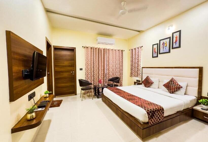 Camera Standard Letto King, Hillcrest Palace