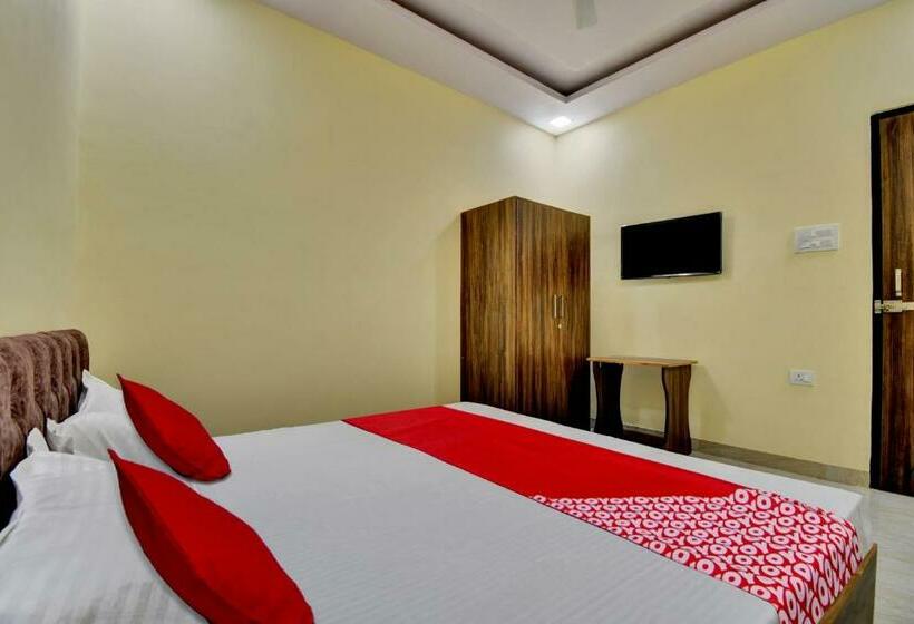 غرفة كلاسيكية ثلاثية, Oyo Flagship Hotel Prateek