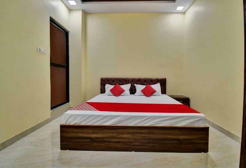 غرفة كلاسيكية ثلاثية, Oyo Flagship Hotel Prateek
