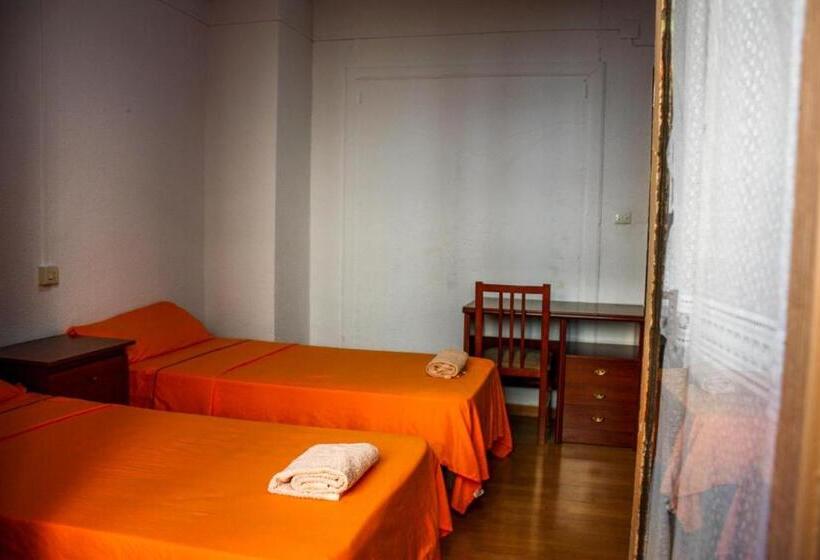 اتاق استاندارد, Residencia 14