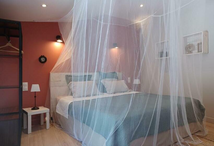 חדר סטנדרט, Shanti Home