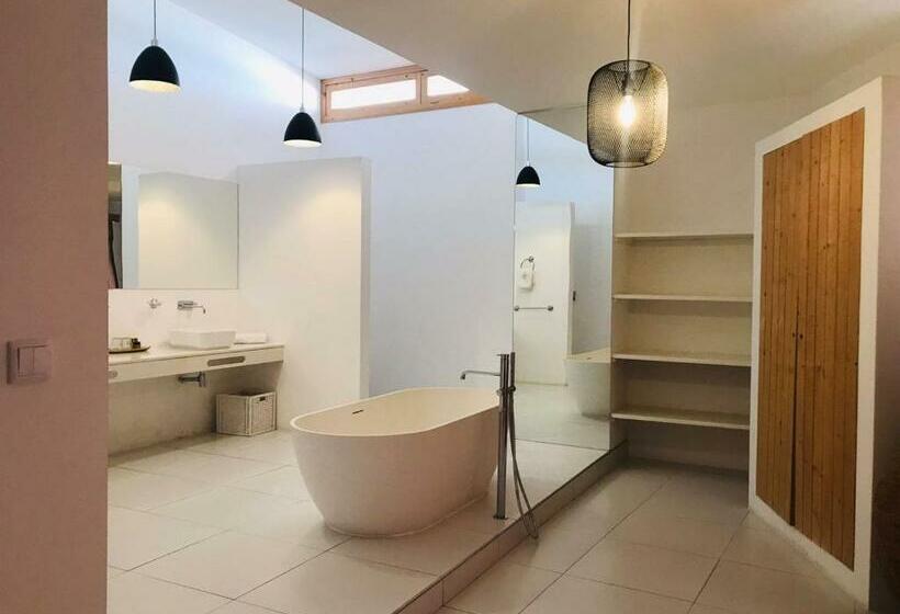 디럭스 테라스 룸 바다 전망, Mansa Marina