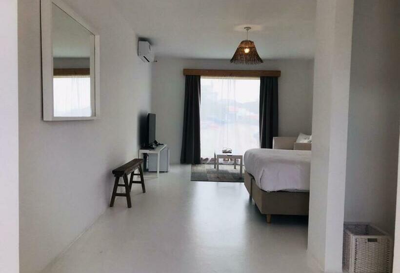 스탠다드 룸 바다 전망, Mansa Marina