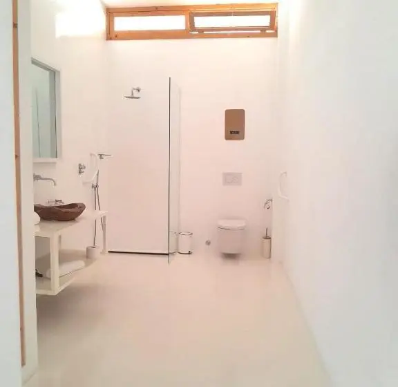 اتاق استاندارد اینتریور, Mansa Marina