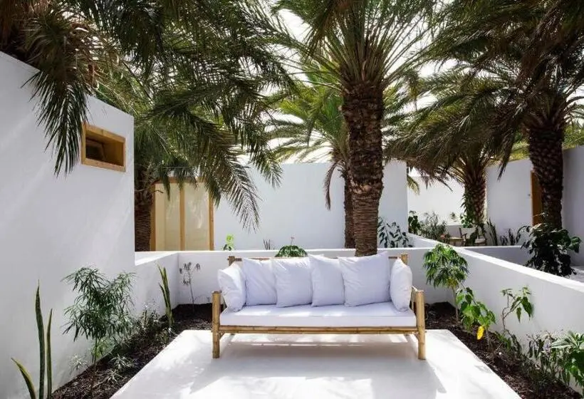 اتاق استاندارد اینتریور, Mansa Marina