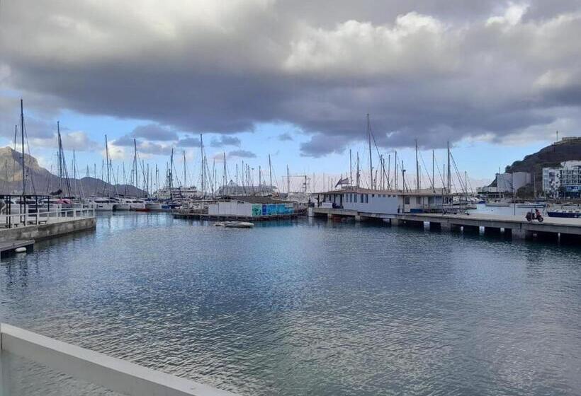 디럭스 룸 바다 전망, Mansa Marina