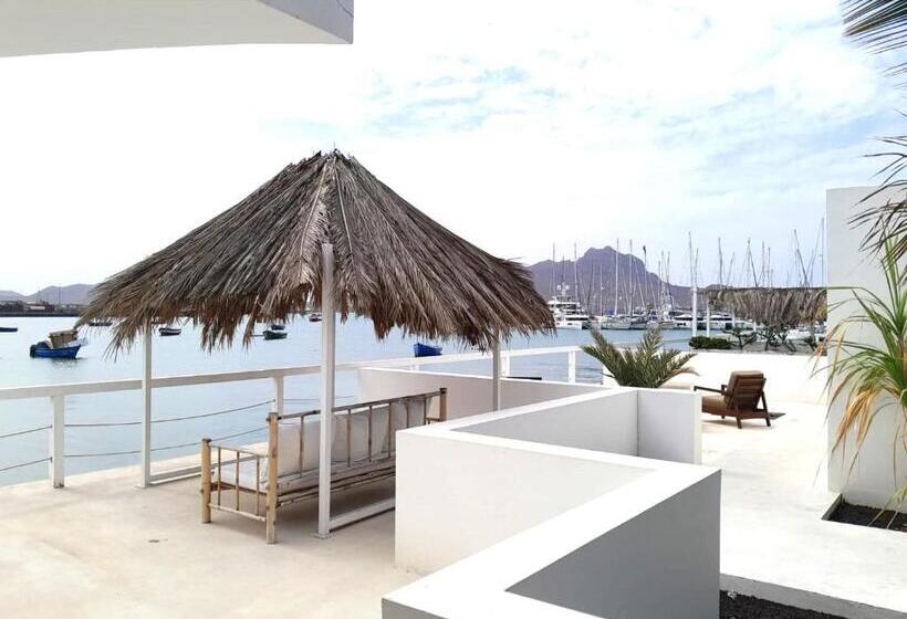 디럭스 테라스 룸 바다 전망, Mansa Marina