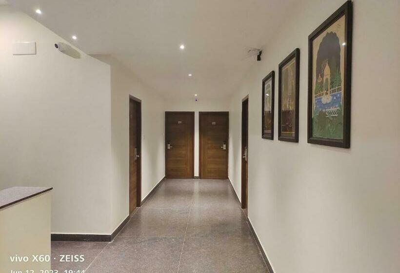 חדר סטנדרט, Raja Mahal