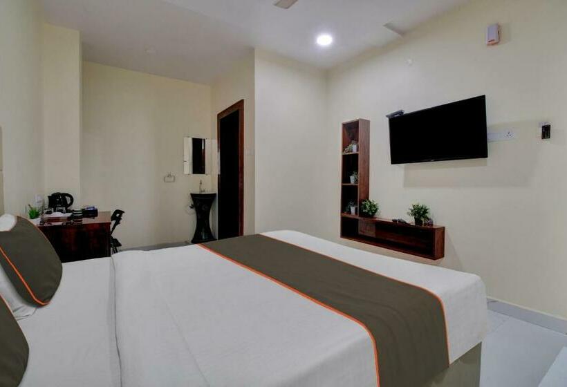 Трехместный Номер Классика, Collection O Hotel Mango Tree