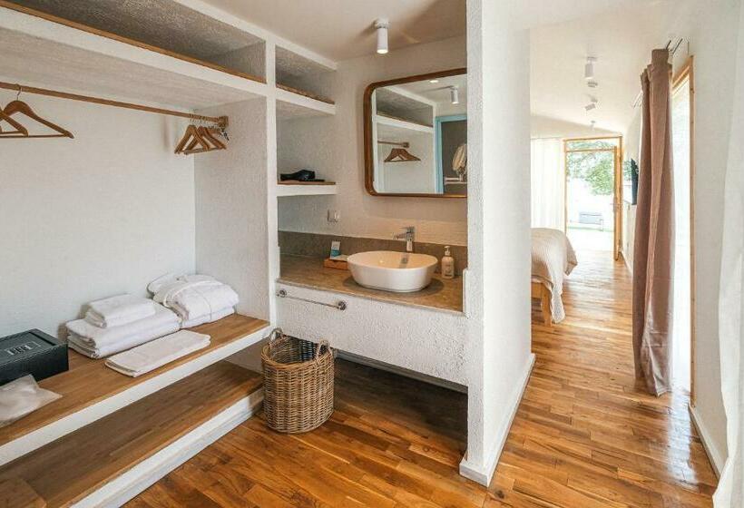 غرفة ديلوكس, Nayu Igneada