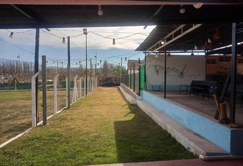 Номер Deluxe, El Gladeador