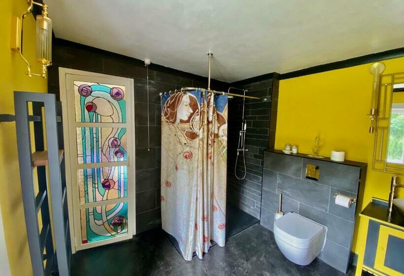 חדר דלוקס, Organic Welltree