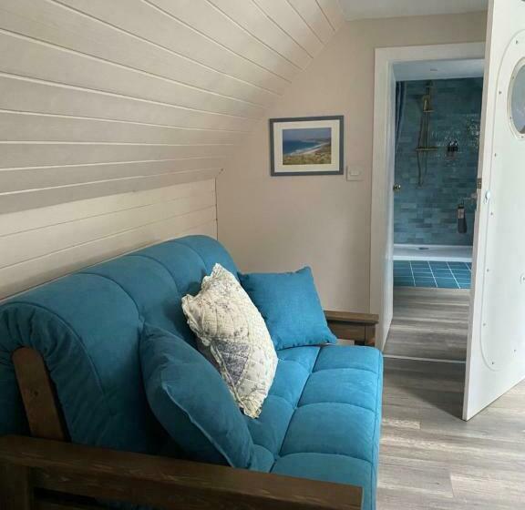 סטודיו דלוקס, Organic Welltree