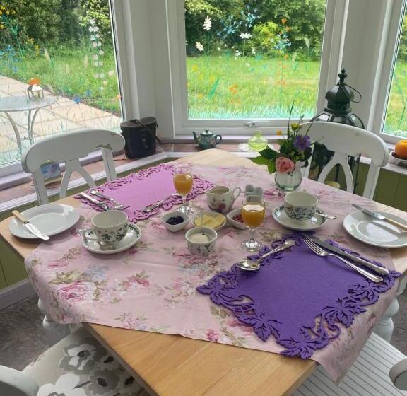 סטודיו דלוקס, Organic Welltree