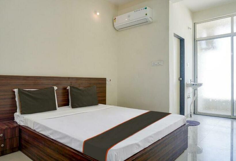 חדר קלאסי לשלושה, Collection O Hotel Park Inn Residency