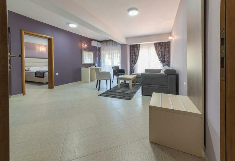 آپارتمان 1 خوابه, Emerald