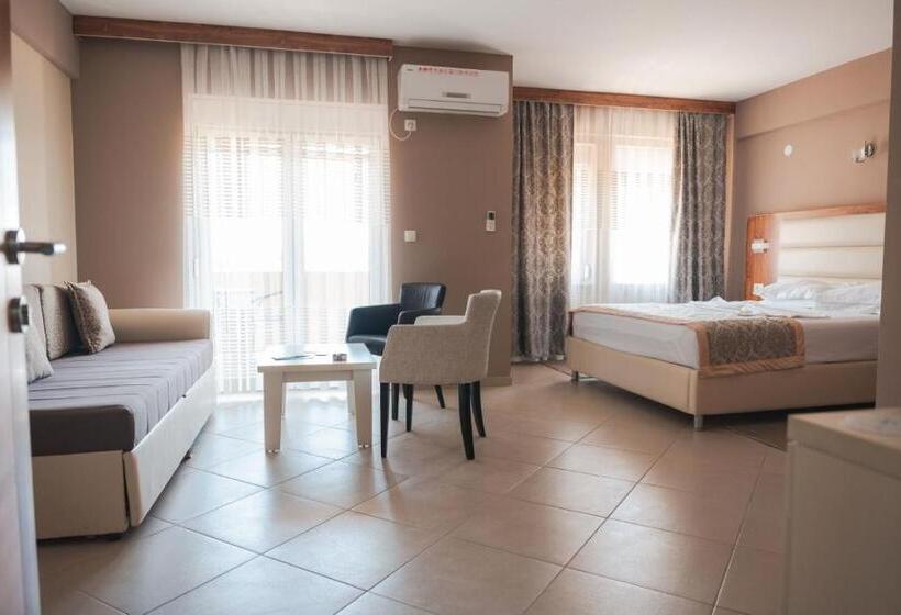 استودیو استاندارد با تراس, Emerald