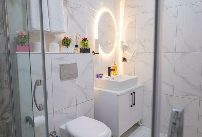 キングサイズベッドのスタンダードルーム, Galata Greenland