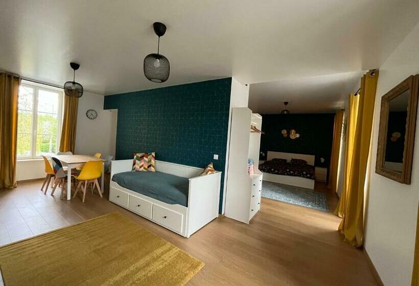 شقة غرفة واحدة, La Maison Des Amis En Normandie