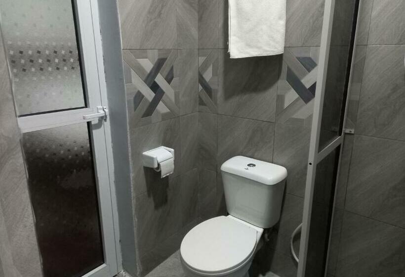 إستوديو قياسى مطلّ علي الحديقة, Didas Villa