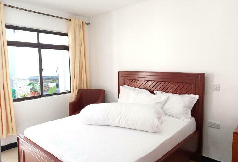 إستوديو قياسى مطلّ علي الحديقة, Didas Villa