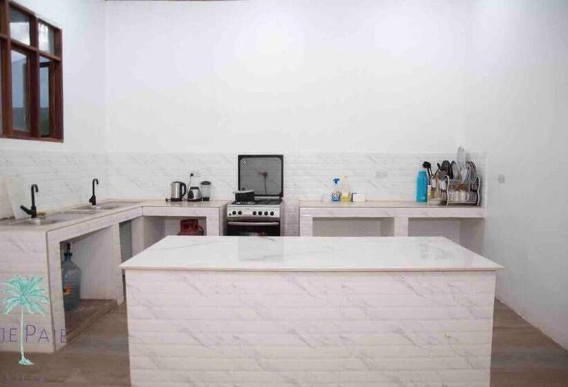 プールビュースタンダードルーム, Jaje Paje Villa