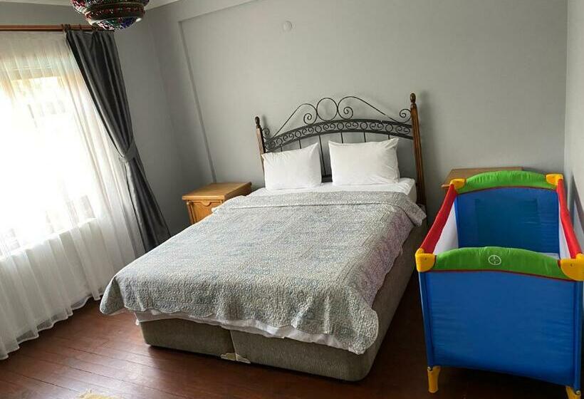 غرفة عائلية, Four Season Villa Apart