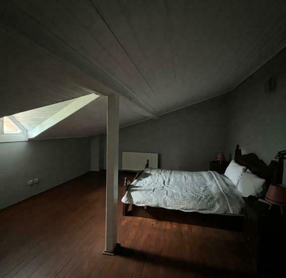 غرفة عائلية, Four Season Villa Apart